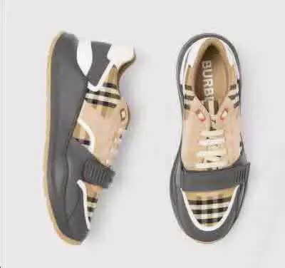 do Burberry slides run small